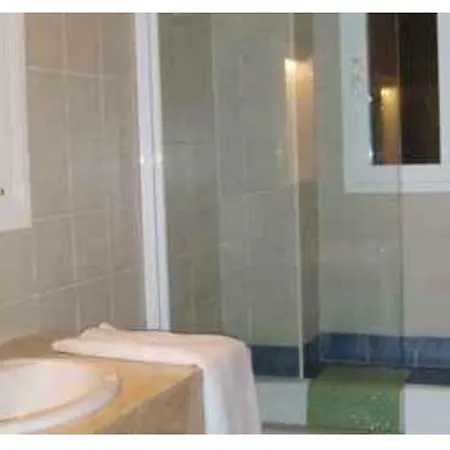 Chalet Con Piscina Prázdninový dům *